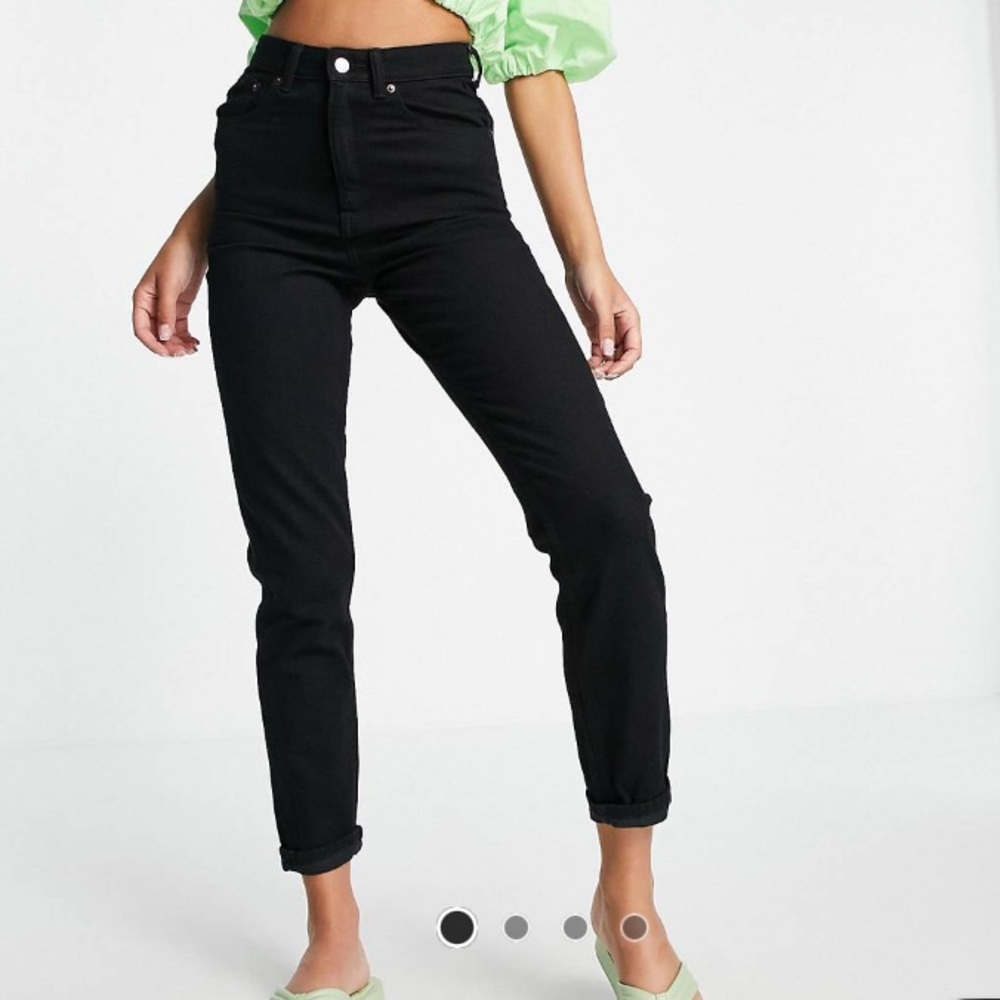 Black Super High-Waisted/High Rise Slim Straight Jeans by ASOS Design (size 25W)